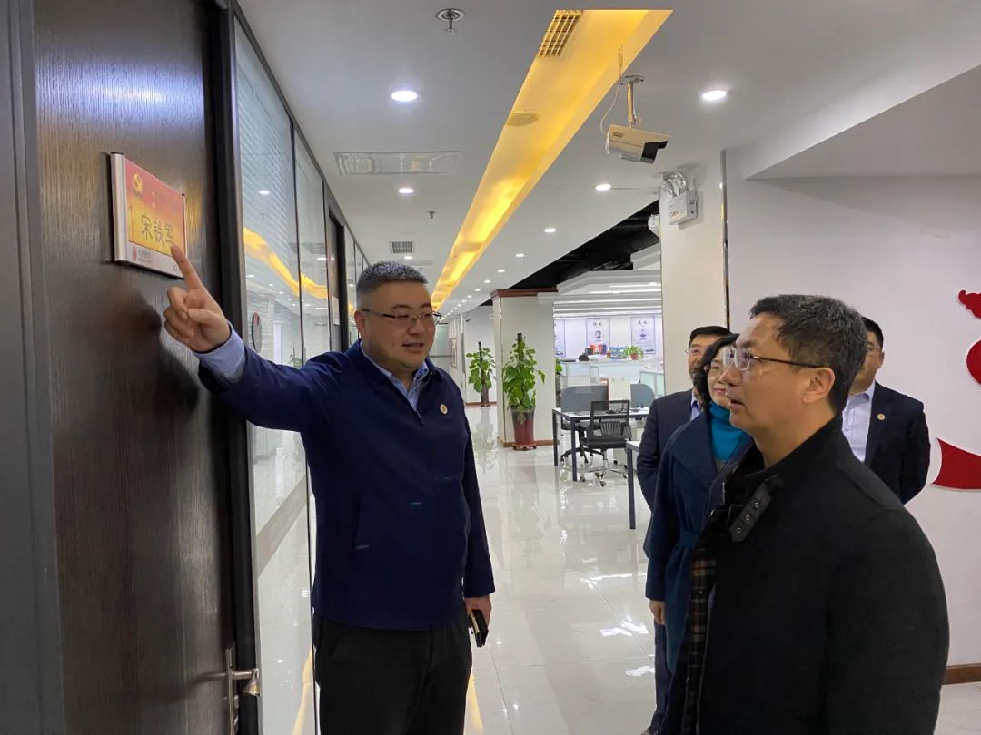 1657786434326000738.jpg 002.jpg