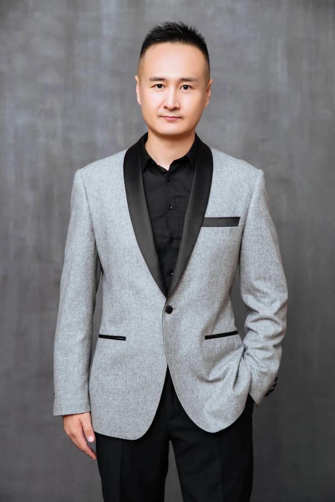 1658227019022089988.jpg c01.jpg