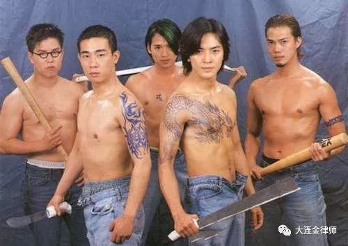 1658376012392043086.jpg 03.jpg