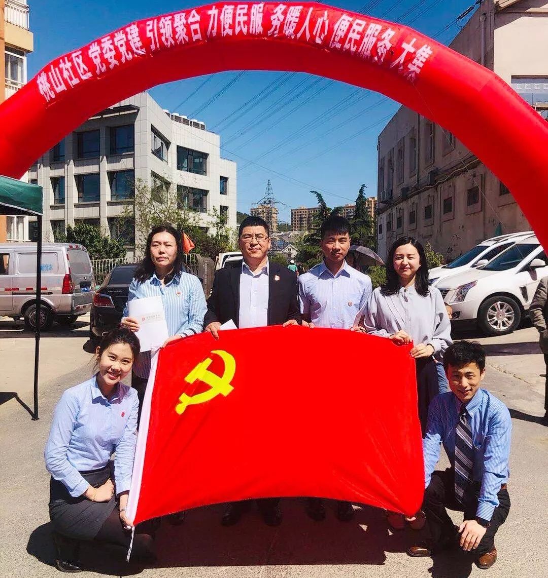 1658493362863074470.jpg w2.jpg