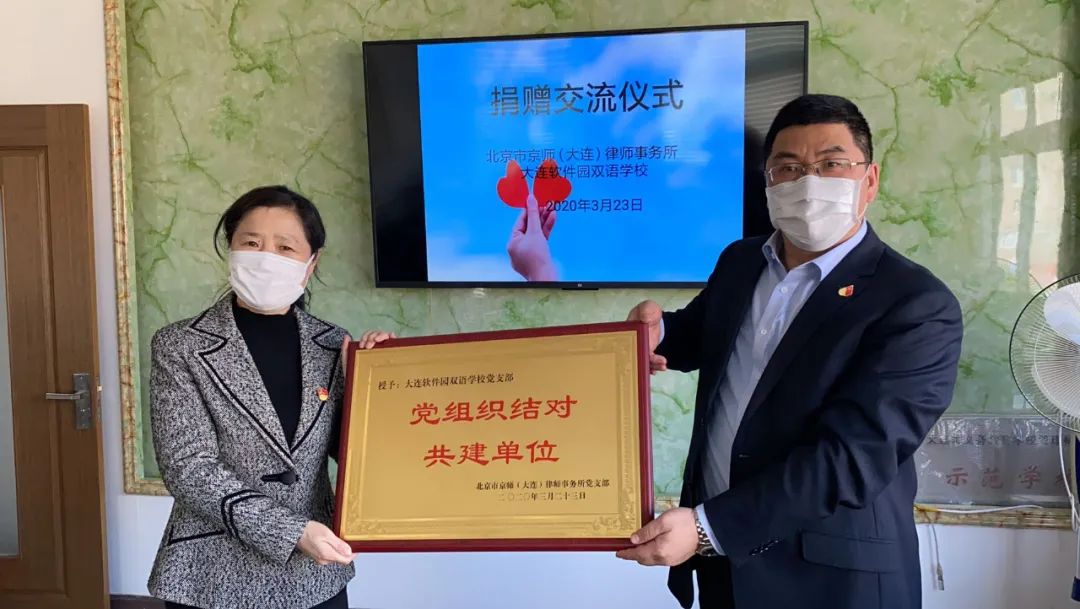 1659509459396031848.jpg a1.jpg