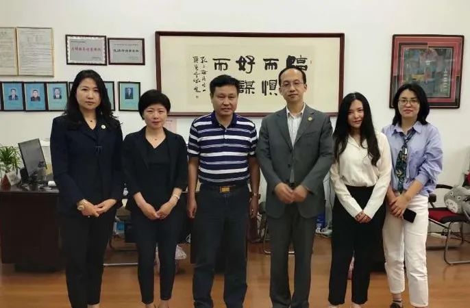 1659518008802025422.jpg w02.jpg