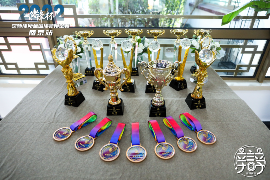 1667961756139076011.png b19.png