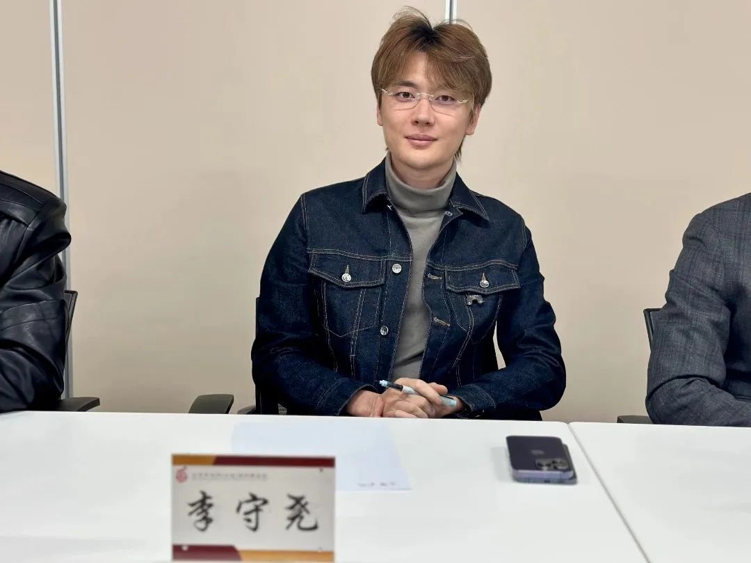 1683769277097099649.jpg 08.jpg