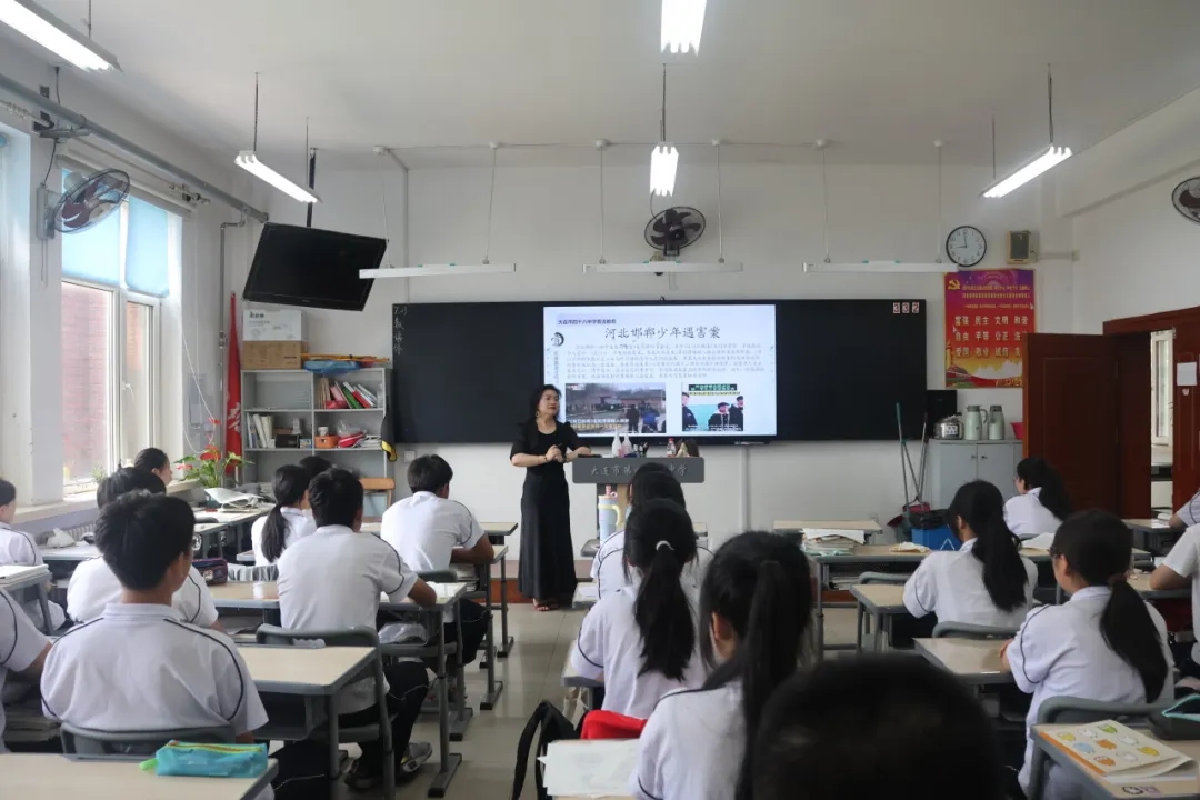 1732711962744923.jpg 军转律师担使命——我所军转律师事务委员会开展“守法明德 知行合一”法治进校园活动7.webp.jpg