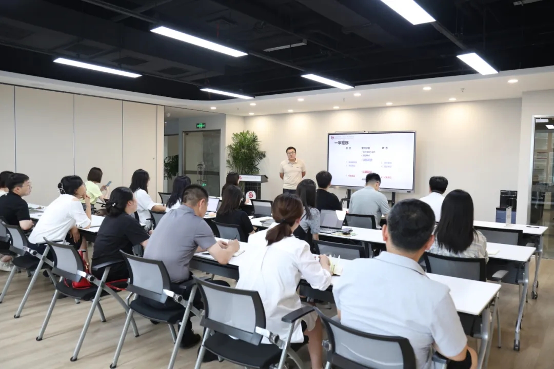 我所实习律师工作委员会成功举办“民事庭审程序与文书写作”培训课程2.webp.jpg