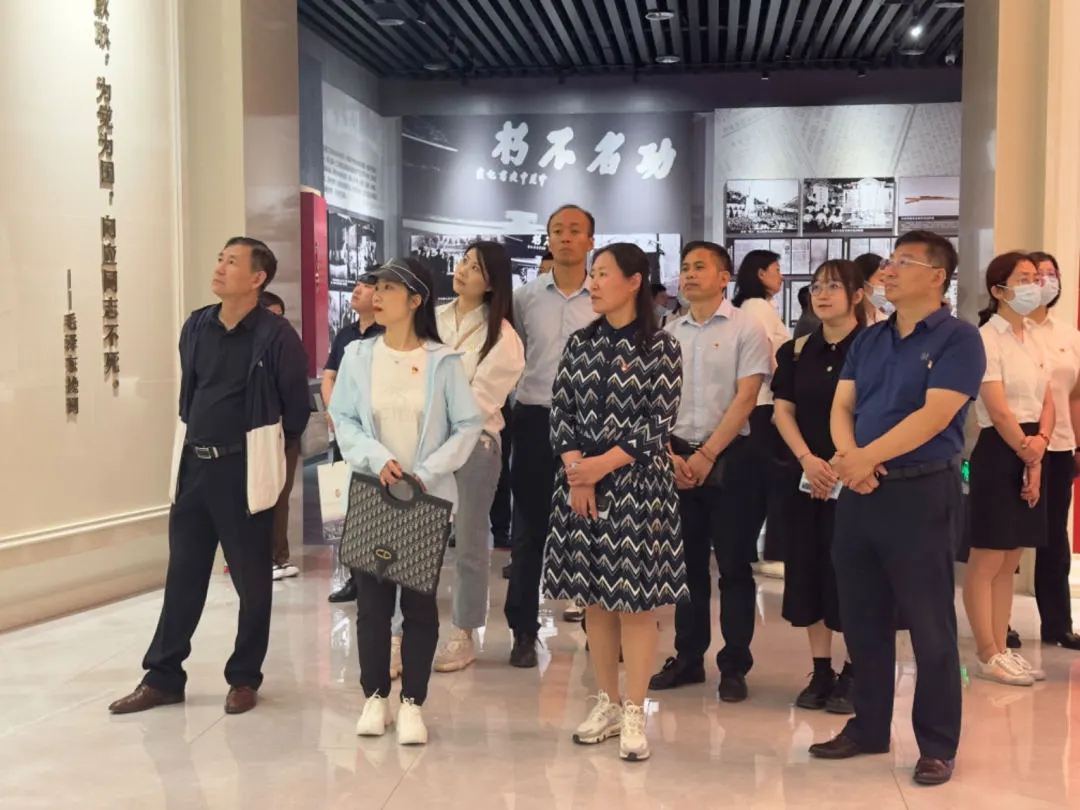 1732775657135012.png 图片2.png