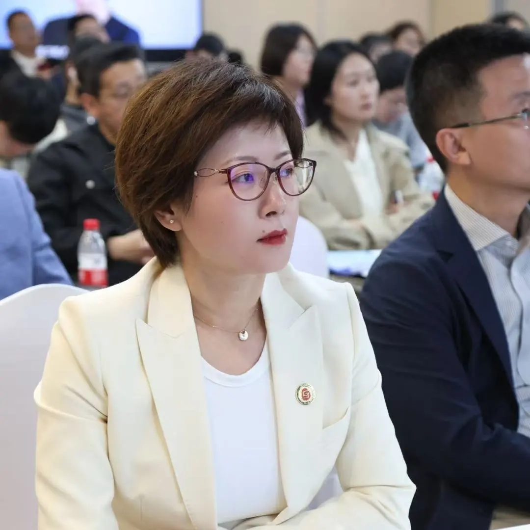 我所成功举办“律师助推大连国家知识产权保护示范区建设培训会议”活动11.webp.jpg